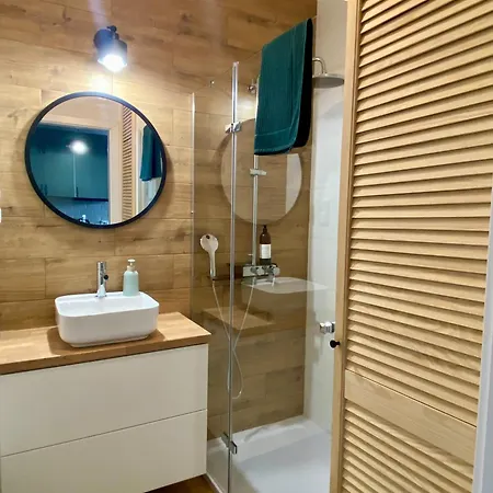Airport Green Apartment Kl21 - Free Parking Варшава Екстер'єр фото