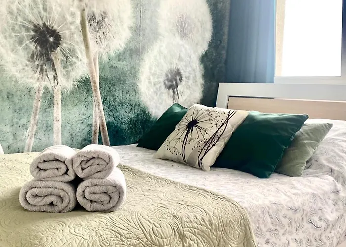 Airport Green Apartment Kl21 - Free Parking